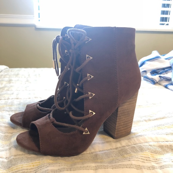 Brown lace up suede heels - Picture 2 of 2